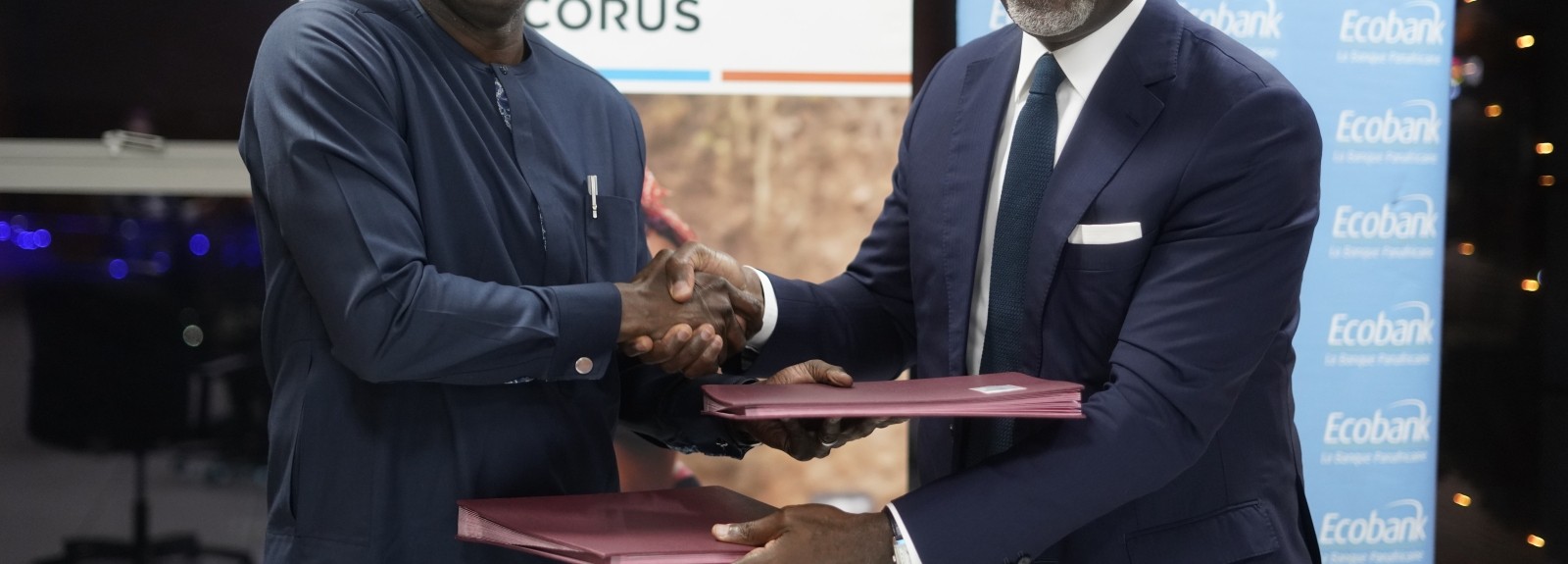 Ecobank Côte d'Ivoire y Corus International firman un acuerdo de colaboración para reforzar el apoyo a las cooperativas agrícolas en África Occidental.