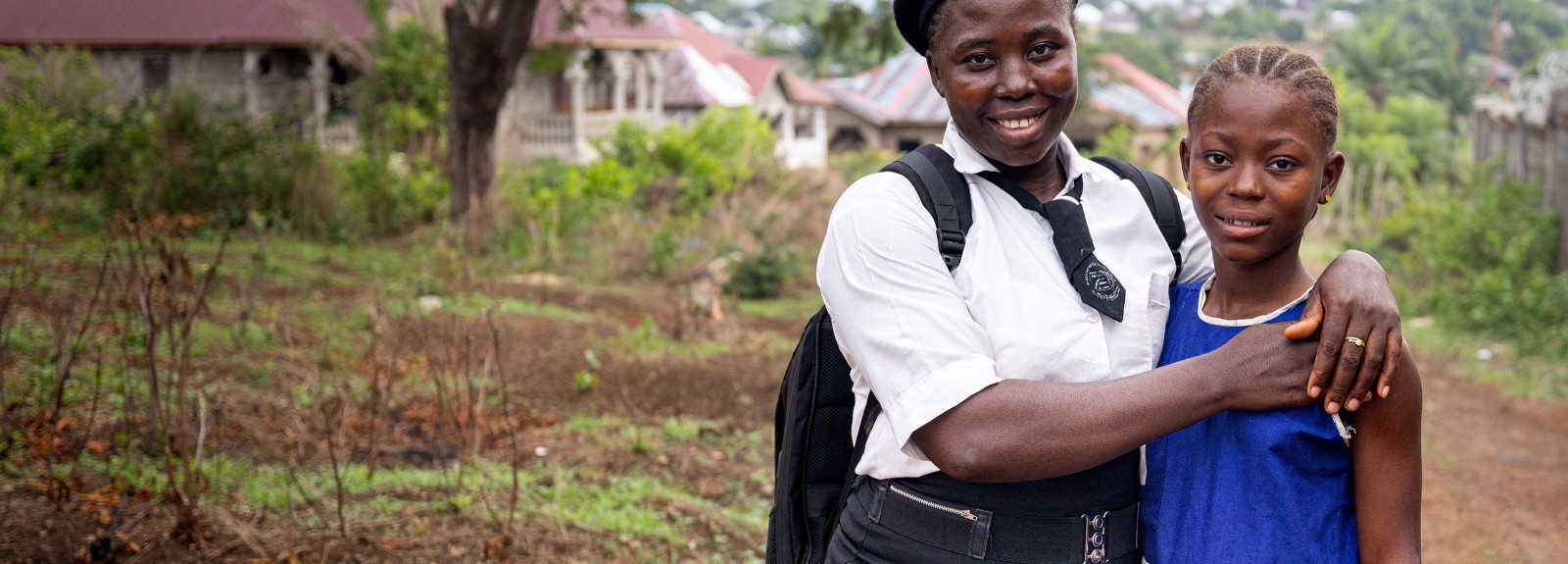 Mother and daughter go back to school (Part 1)