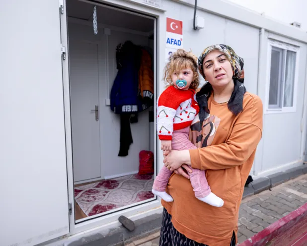 Rising from the Rubble: Çağla Sağlam's Journey of Survival and Resilience