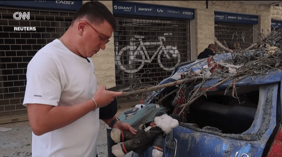 Reuters: El director de programas de Corus en Beirut sigue viviendo y trabajando en medio de la crisis