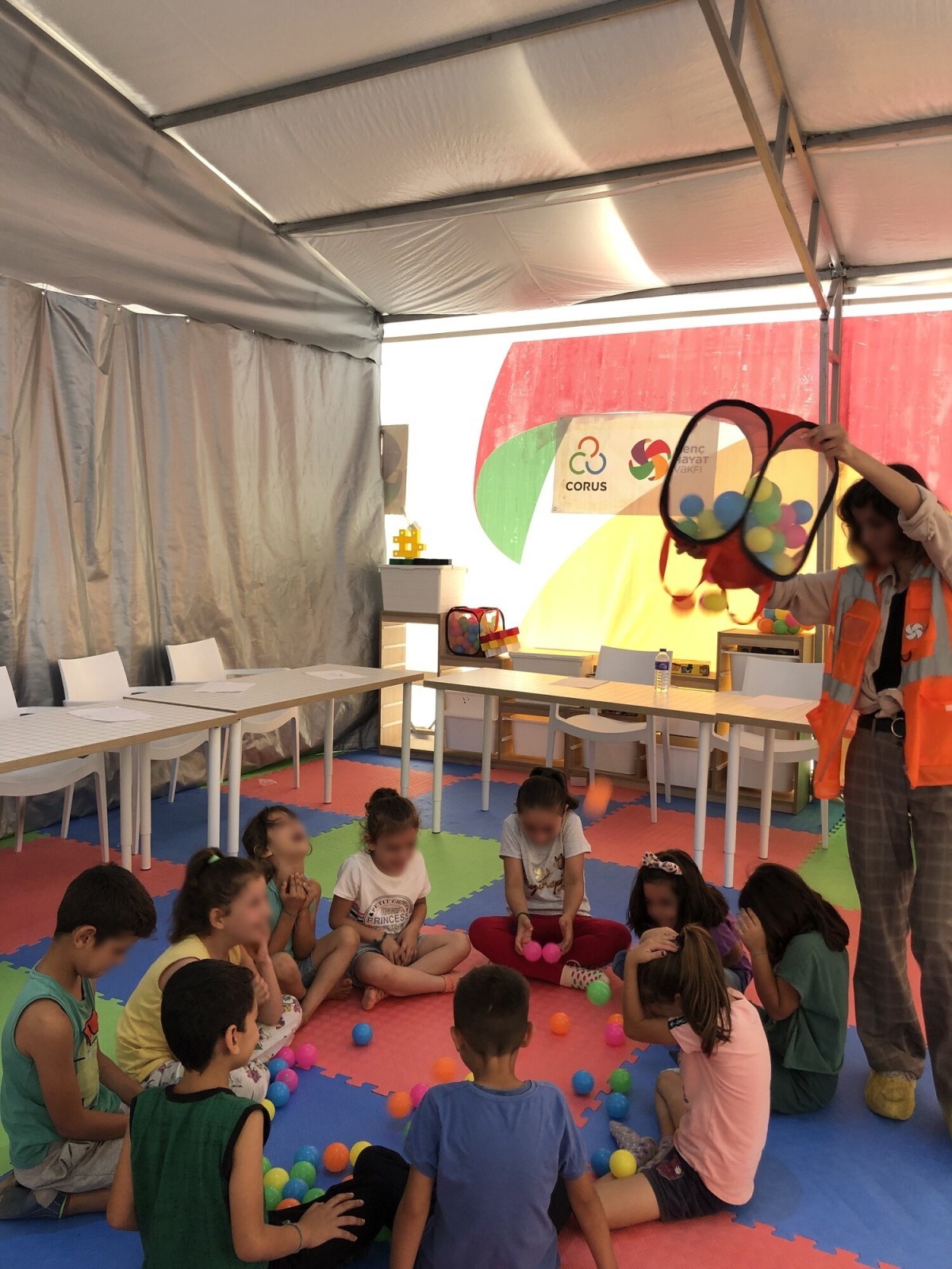 Through local partnership, Corus is providing psychosocial support and humanitarian aid in Turkey (Turkiye) after the February 2023 earthquakes. 
